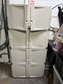 Rubbermaid Storage Cabinet (Top Missing)