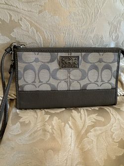 Vintage Coach Wallet Wristlet / Cell Phone Carrier