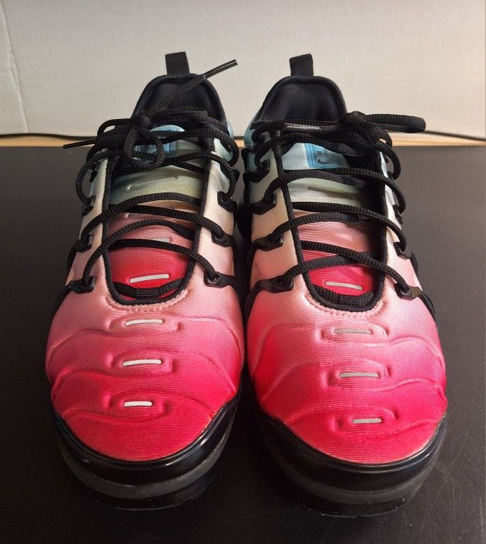 AIR VAPORMAX ROCKET POP SHOES SIZE 9