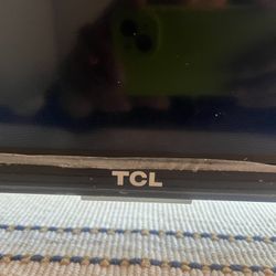 32” TCL TV FLAT SCREEN 