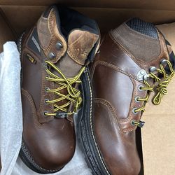 Wolverine Men's size 9m