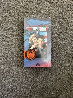 VHS Top Movie Gun