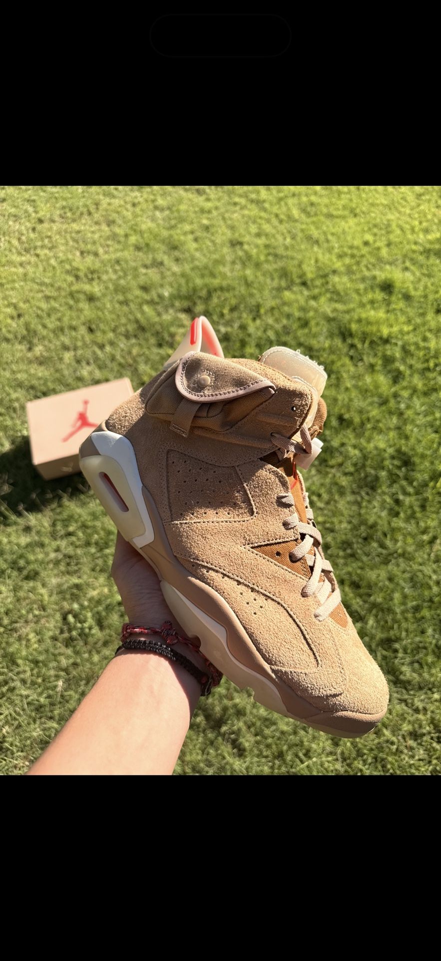 Jordan 6 Travis Scott 