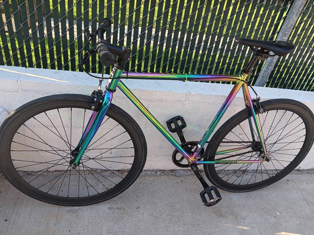 55cm. FIXIE. Golden