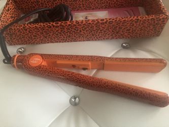 Professional tourmaline ionic straightener