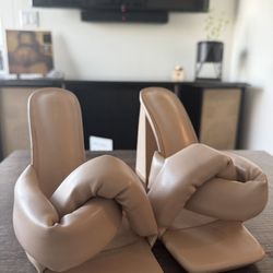 Women’s Size 10 Heels 