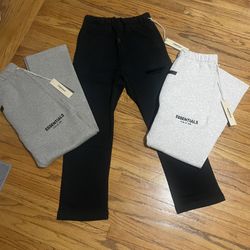 Essentials Relaxed Sweatpants sizes below!