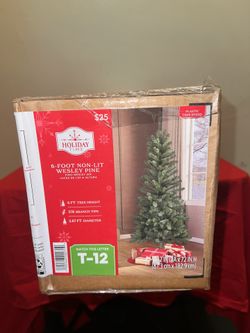 NEW Holiday Time 6 Foot Non Lit Wesley Pine Artificial Christmas Tree Easy Setup