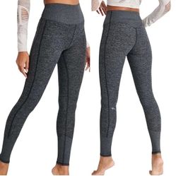 Alo High-Rise Leggings  *Please READ* 