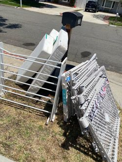 FREE - BABY GATE AND MATTRESS
