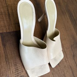 Bottega Veneta Mules 