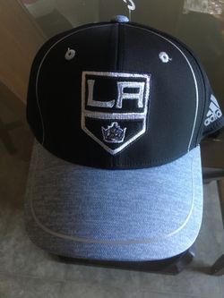 Kings hat