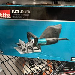 Makita 6 Amp Corded Plate Joiner with Dust Bag