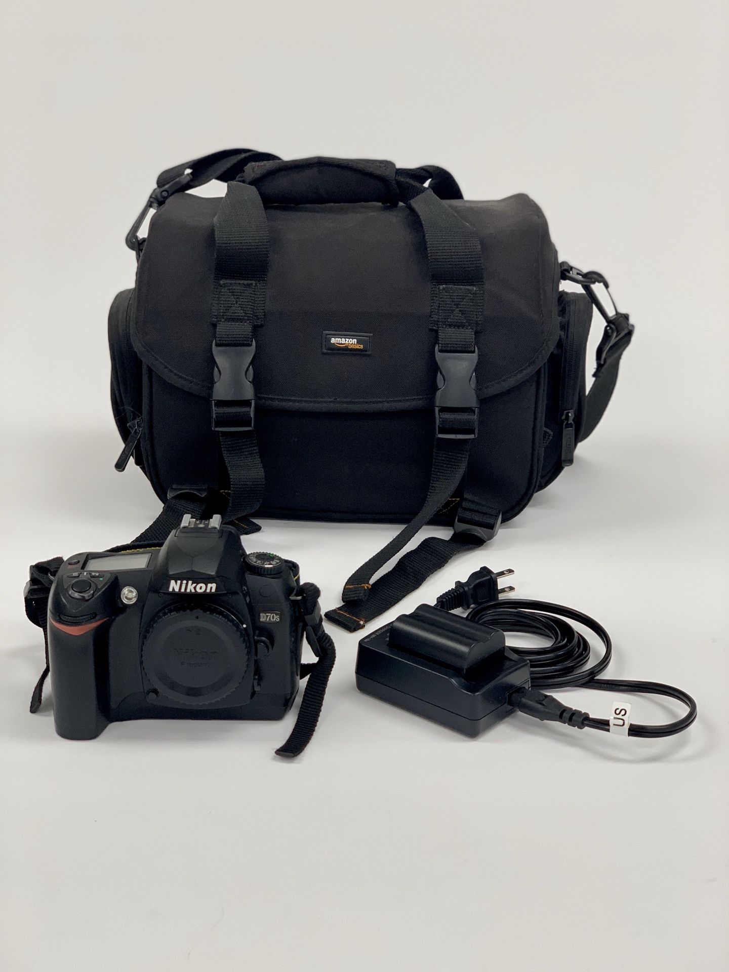 Nikon D70 Digital Camera (Body Only)