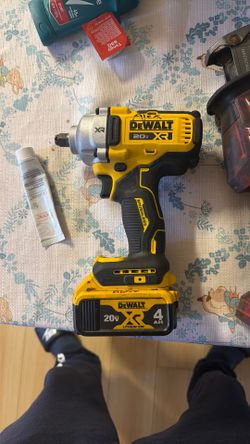 Dewalt 1/2 impact with battery
