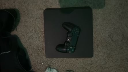 PS4 slim