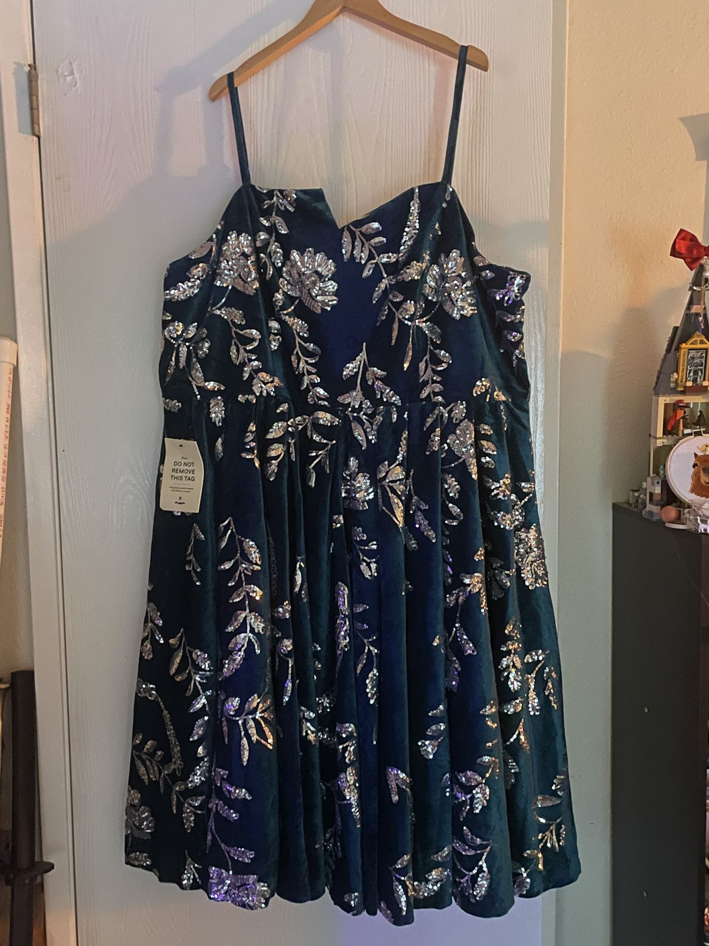 JessaKae Wish Dress Size 3x -NWT