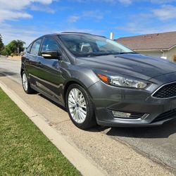 2017 Ford Focus Titanium Hatchback