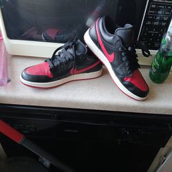 Air Jordan's Black And Red Size 7