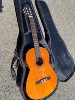 Yamaha CG142CH Classical Guitar
