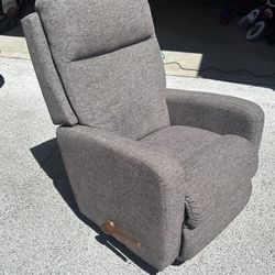 Lazy Boy Rocker And Recliner 