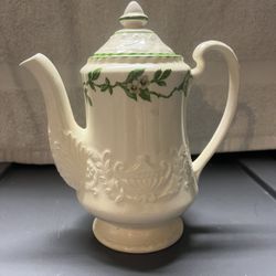 Steubenville orange blossom teapot tea pot