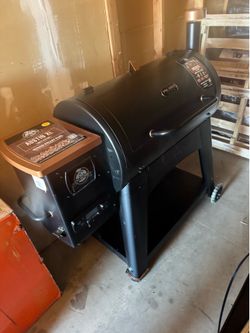 Pit boss smoker  XL