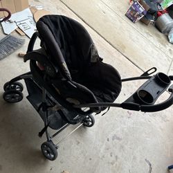 Baby trend Stroller and car seat