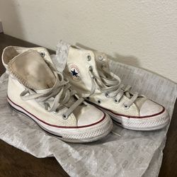 Converse Chuck Taylor Cream Size 5 Women’s Shoes