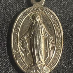 1830 Pure Silver Mary And Jesus Pendants 
