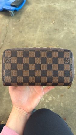 LV Zippy Wallet