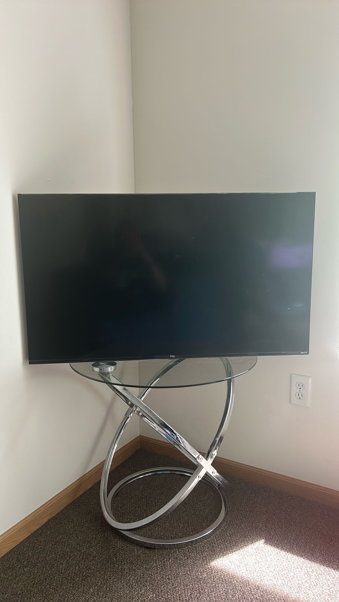 42 Inch TCL Roku TV