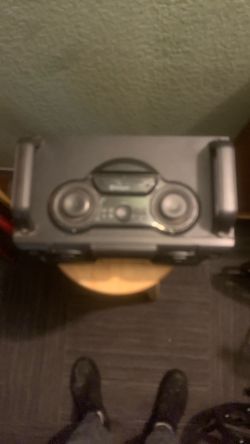 Bluetooth And Aux Cord Speaker