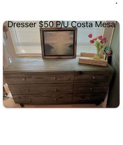 Dresser