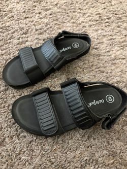 Kids shoes (new)