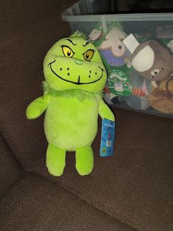 Grinch Dr Seuss plushie