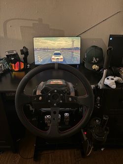Full Logetech G920 setup with stand (Xbox version)