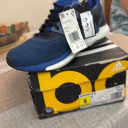 $50  MENS NEW SUPEROVA M ADIDAS SIZE 8