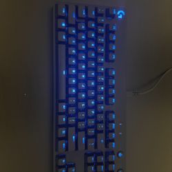 Logitech - G PRO TKL Wired Mechanical GX Blue Clicky Switch Gaming Keyboard with RGB Backlighting - Black