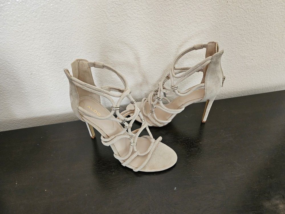 Women\'s Heels/Shoes