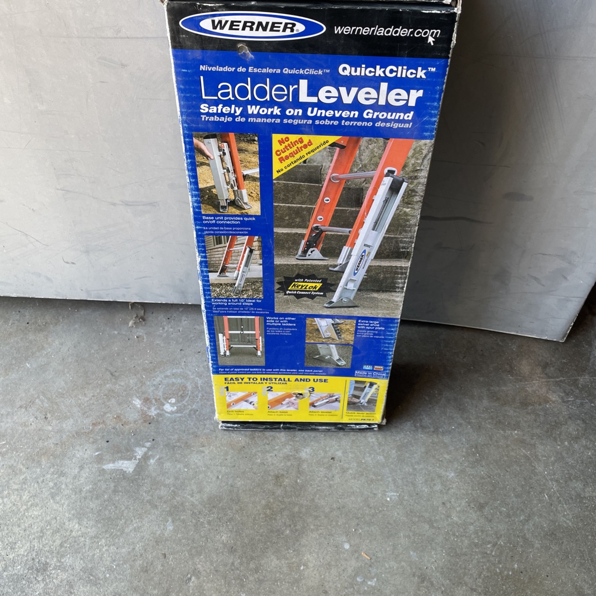 Werner Ladder Leveler