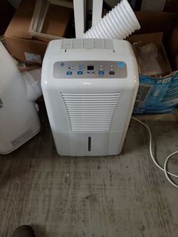 GE dehumidifier in excellent condition