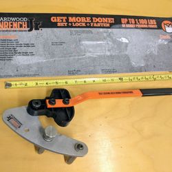 Hardwood Deck Board Straightening Wrench