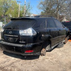 2004 Lexus And Toyota  Highlander  Parts Only