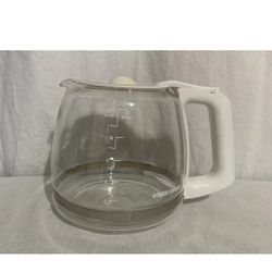 Black and Decker Replacement 12 cup Glass Carafe Coffee Pot White