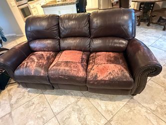 Free sofa set