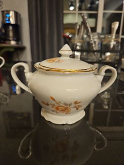 Vintage Arabia sugar bowl with lid