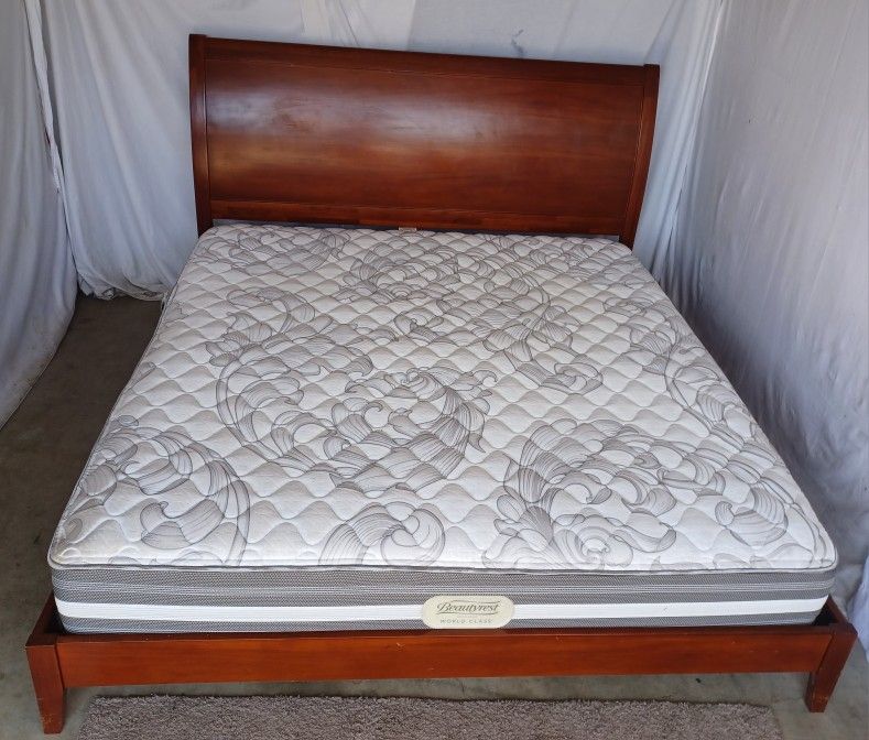 King Bed / Cama King