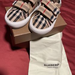 !!!!!Burberry Toddler Shoes!!!!!!!!