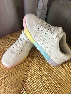 Girls k Swiss shoes, size 3